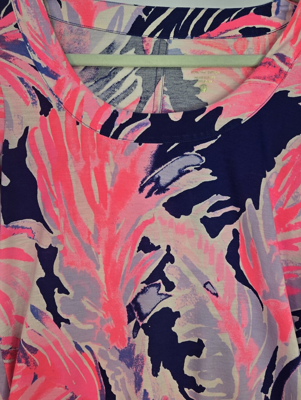 Lilly Pulitzer Sz XS Colorful, Coastal Scoop Neck Dress, Gold Button Details - Picture 3 of 11